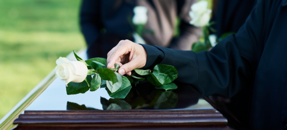 Перевозка умершего на кладбище